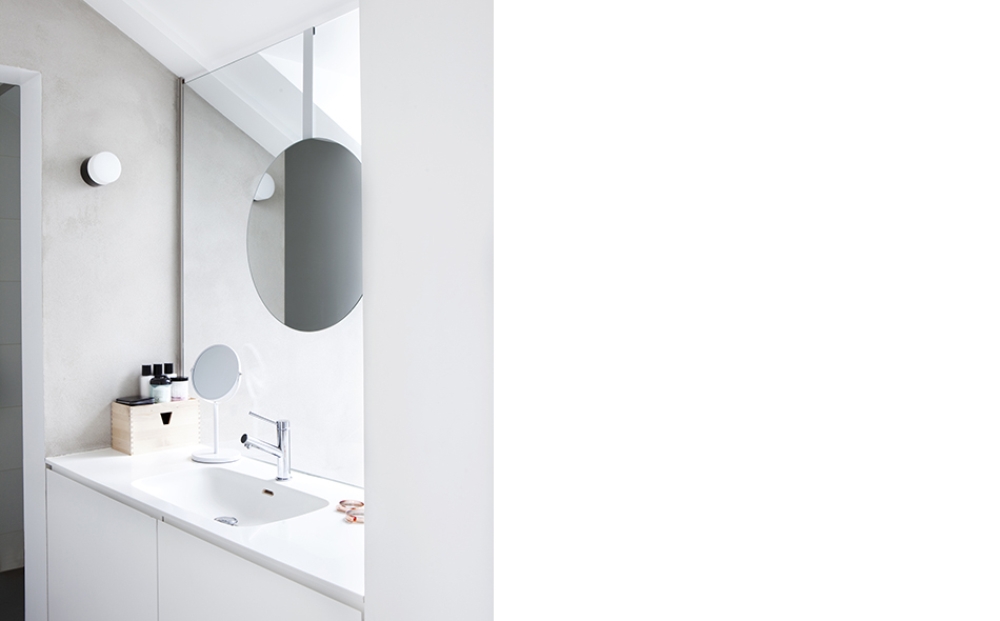 5-conseils-pour-desencombrer-la-salle-de-bain-minimalisme-hapticarchitects-067_idunsgate-apartment_photo-4526_lpi