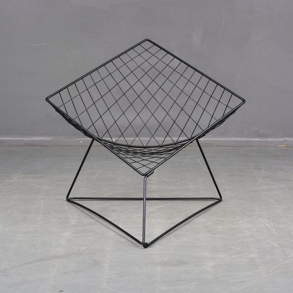 Les chaises «Tellus», quatre d'entre elles adjugées 180 € par Stockholms Auktionsverk Online, Ikeaikea-vintage-rétro-kit-devenu-chic-vente-aux-encheres