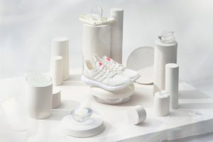 adidas-presente-futurecraft-loop-une-paire-de-baskets-100-recyclable-2
