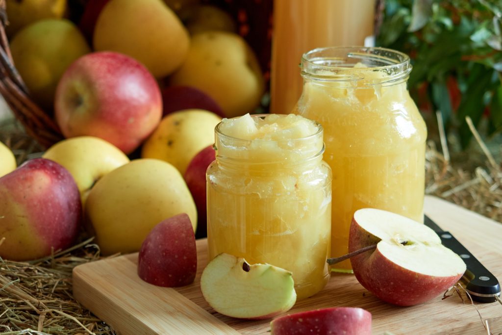 fruit-moche-compote-pomme-lutter-gaspillage-alimentaire-que-faire-avec-les-restes-de-noel-et-du-reveillon-2