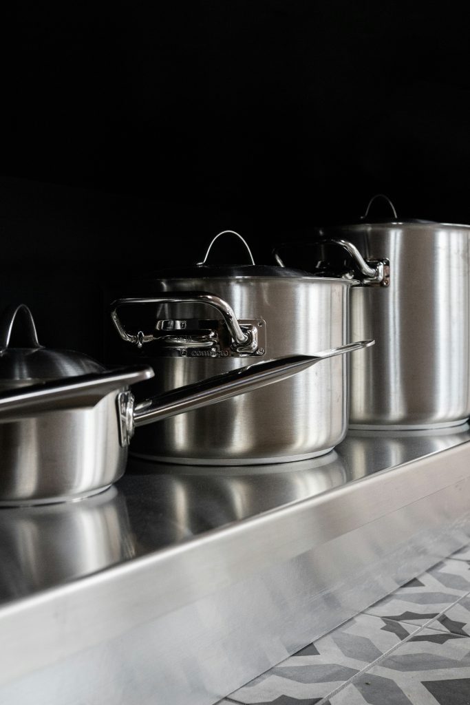 Choisir l'inox pour une cuisine durable